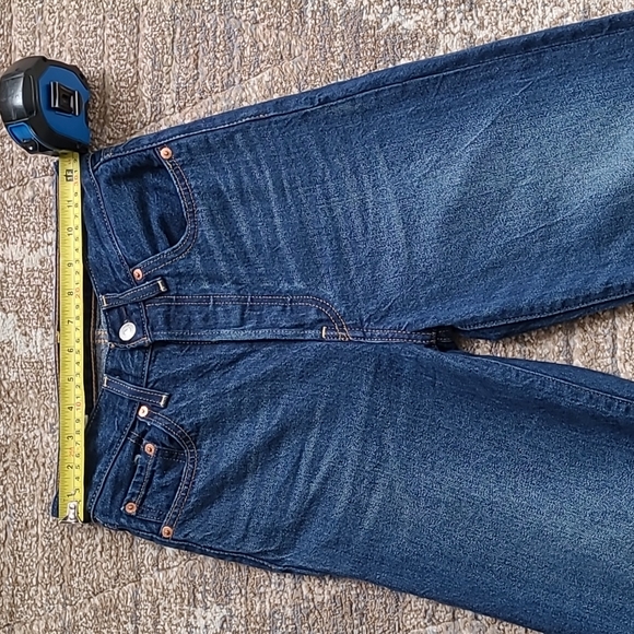 Levi's Denim - Levi's Ribcage Straight size 24